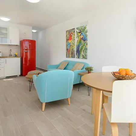 Red Volcano Apartment, Free Access To The Fariones Sports Center *